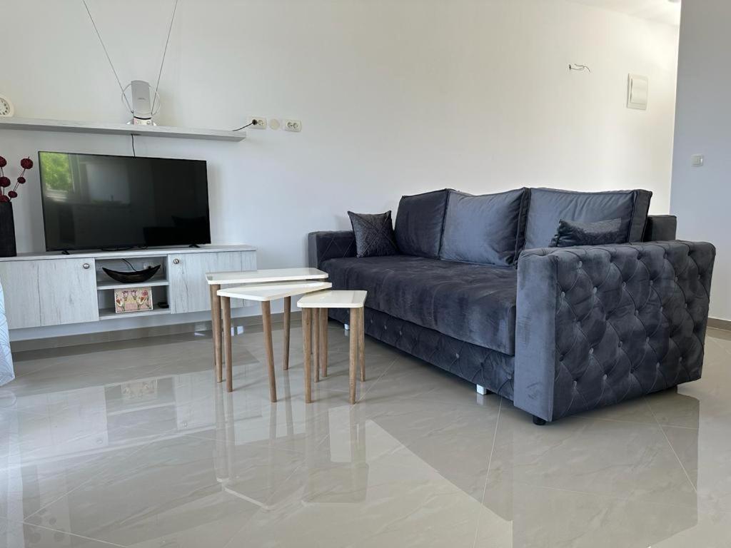 Villa Holiday Apartments Bar Dış mekan fotoğraf