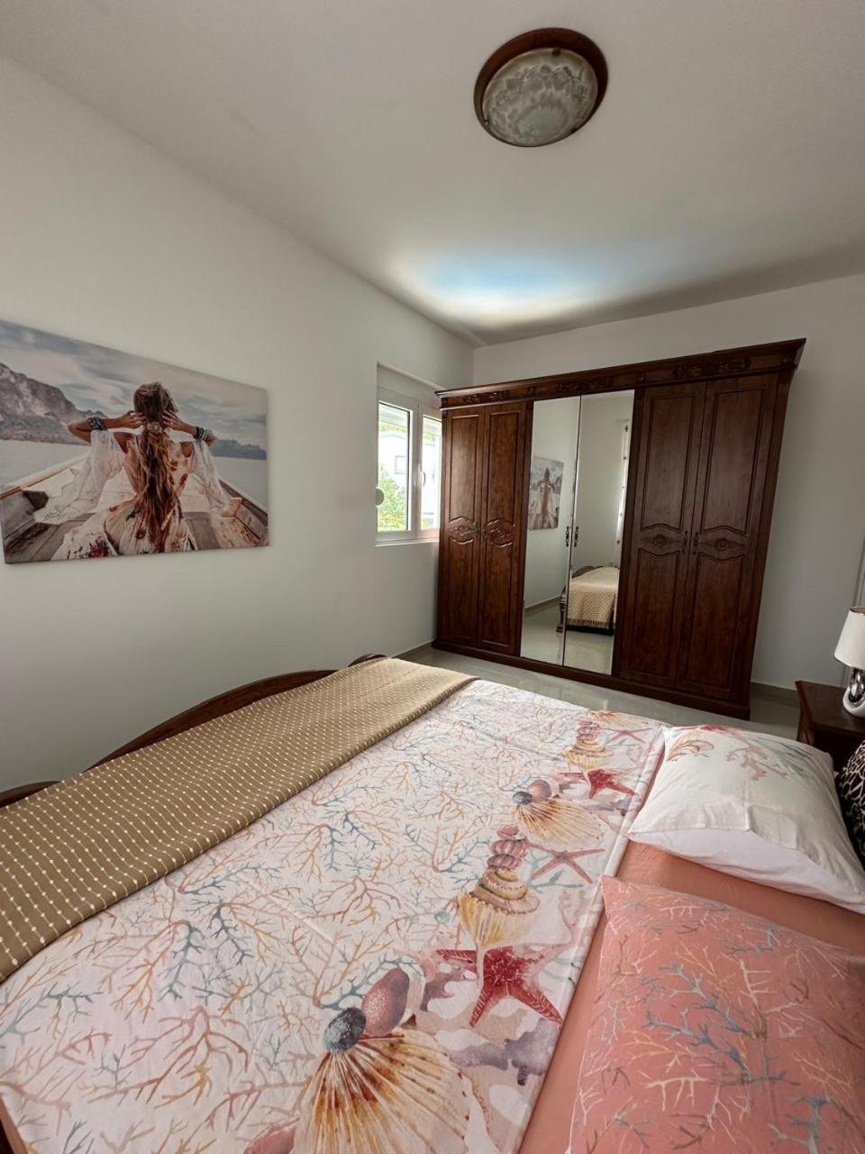 Villa Holiday Apartments Bar Dış mekan fotoğraf